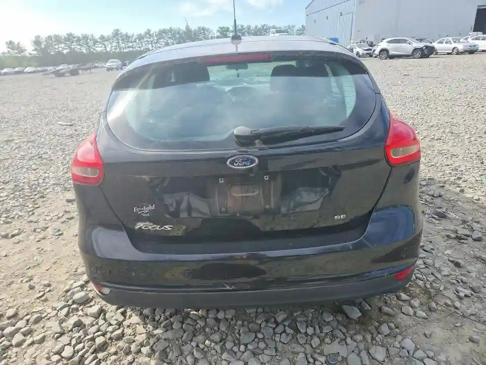 1FADP3K27GL354397 2016 FORD FOCUS-5