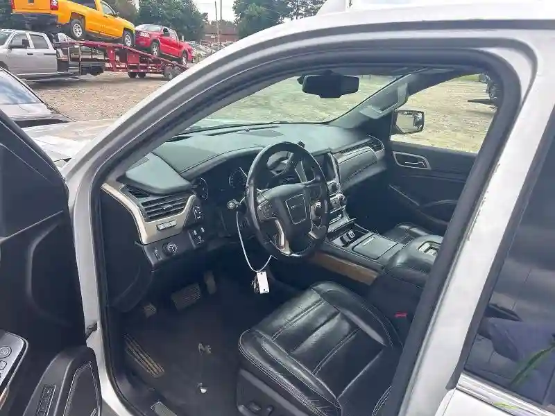 1GKS1HKJ1LR202263 2020 GMC YUKON-4