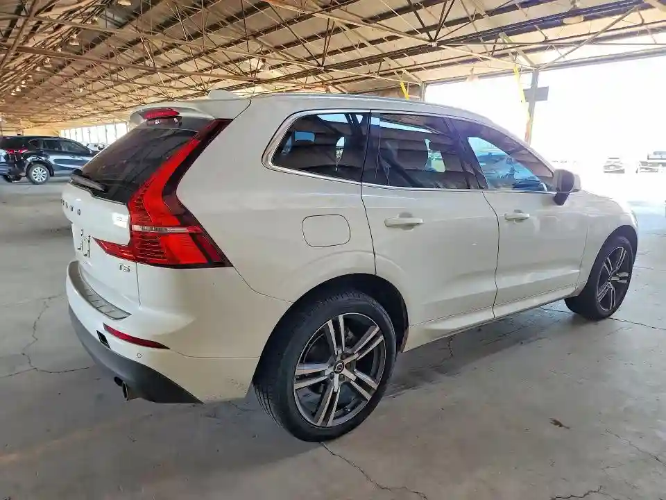 YV4102DKXL1459172 2020 VOLVO XC60-2