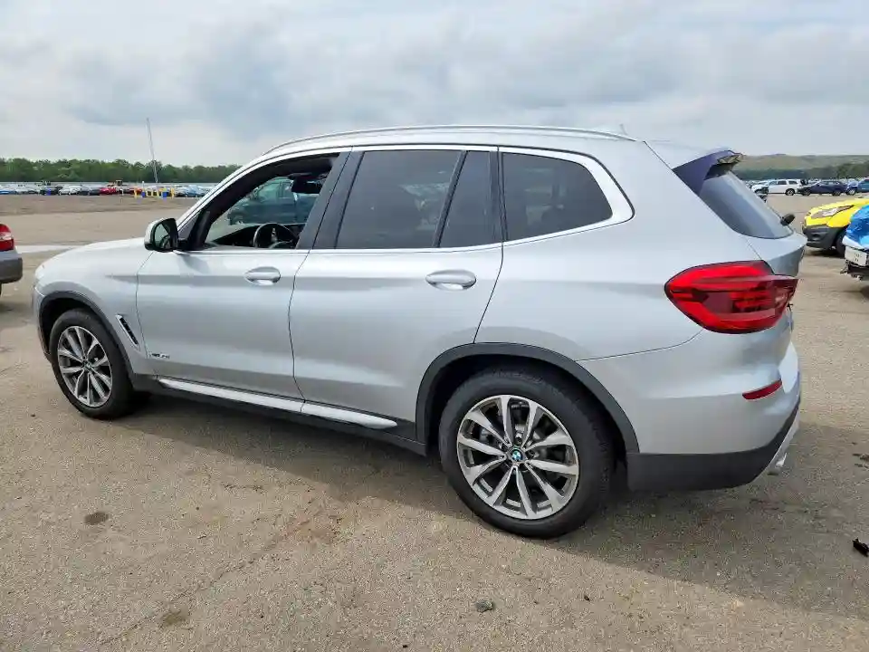 5UXTR9C56JLD66531 2018 BMW X3-1