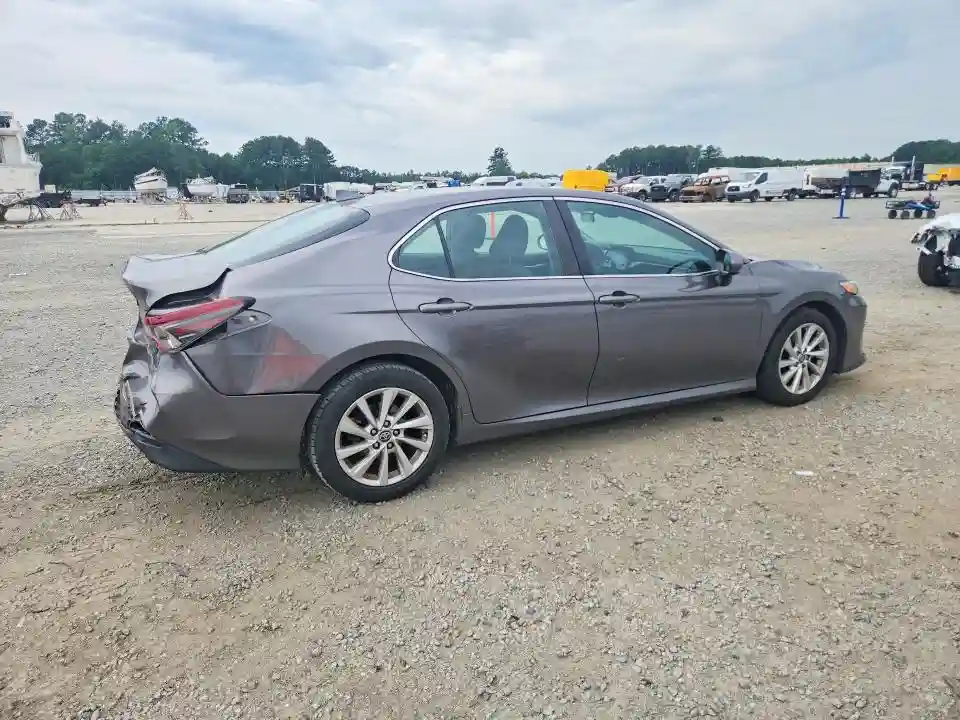 4T1C11AK4MU562364 2021 TOYOTA CAMRY-2