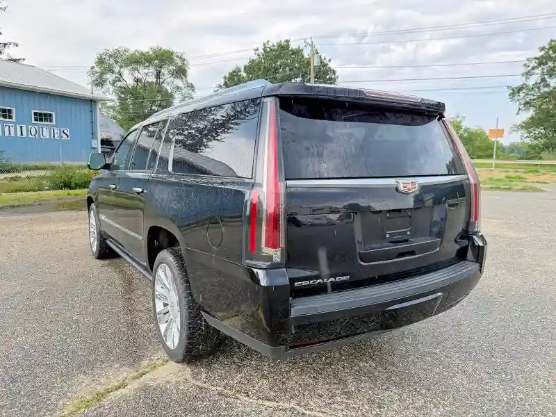 1GYS4KKJ2LR110640 2020 CADILLAC ESCALADE-2