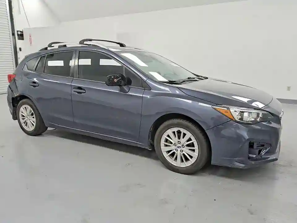 4S3GTAB67H3715364 2017 SUBARU IMPREZA-3