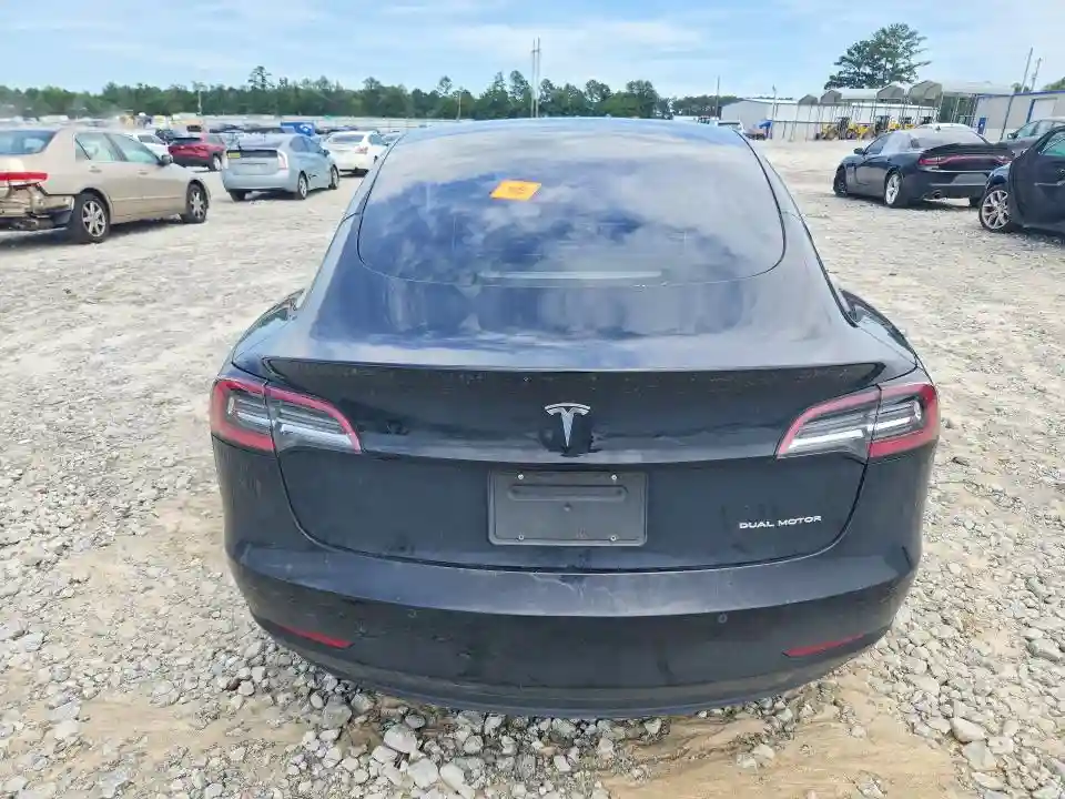 5YJ3E1EB2NF191556 2022 TESLA MODEL 3-5