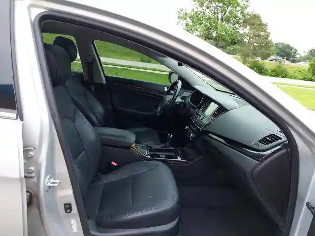 KNALN4D71G5211067 2016 KIA CADENZA-4