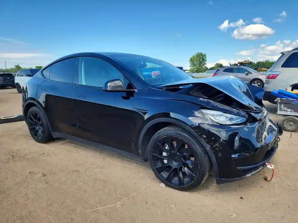7SAYGDEE3PA026064 2023 TESLA MODEL Y-3
