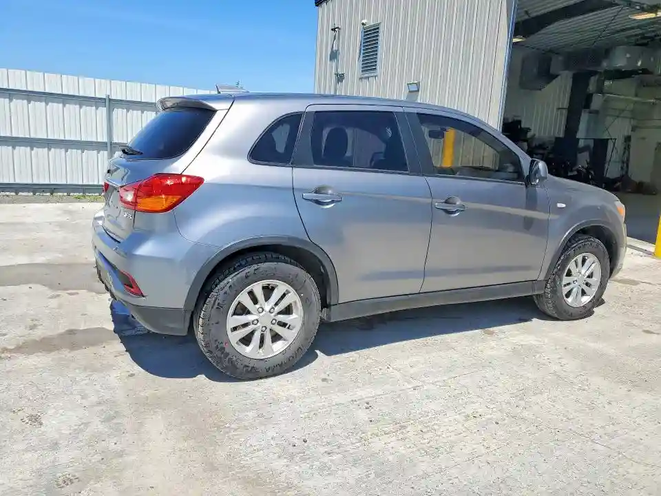 JA4AJ3AU6KU602122 2019 MITSUBISHI OUTLANDER-2