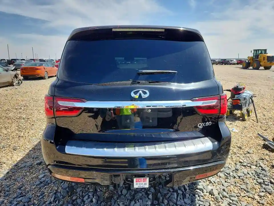 JN8AZ2NF0J9660611 2018 INFINITI QX80-5