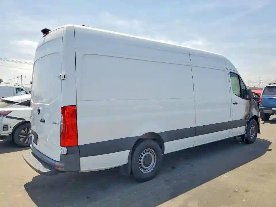 W1X40CHY9PT122720 2023 MERCEDES BENZ SPRINTER-2