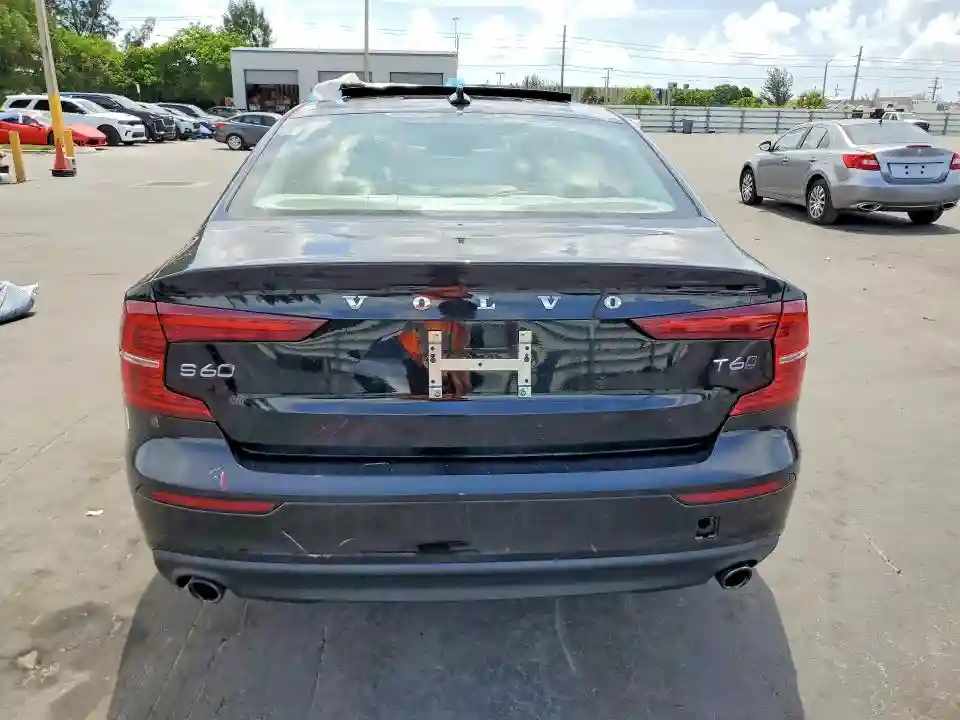 7JRA22TKXLG072053 2020 VOLVO S60-5
