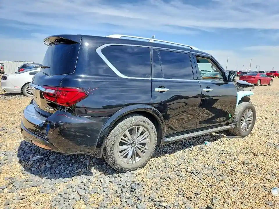 JN8AZ2NF0J9660611 2018 INFINITI QX80-2