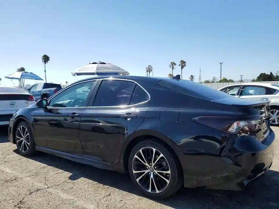 4T1G11AK6NU669306 2022 TOYOTA CAMRY-1