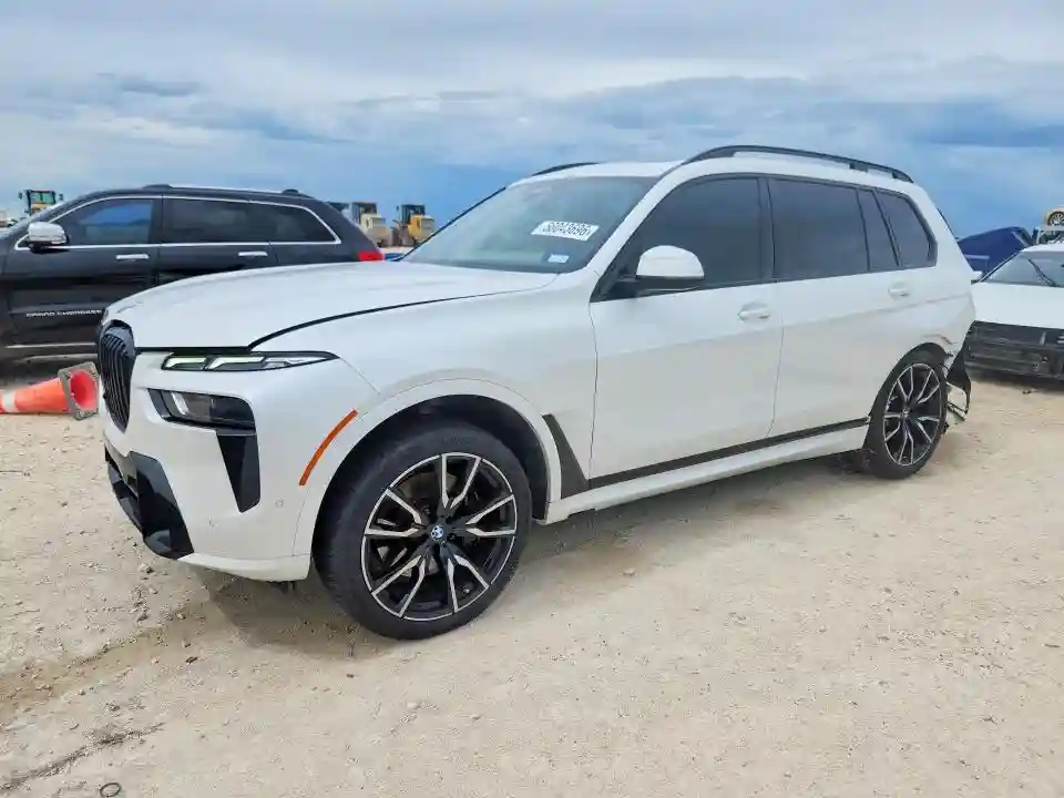 5UX23EM06P9P83739 2023 BMW X7-0