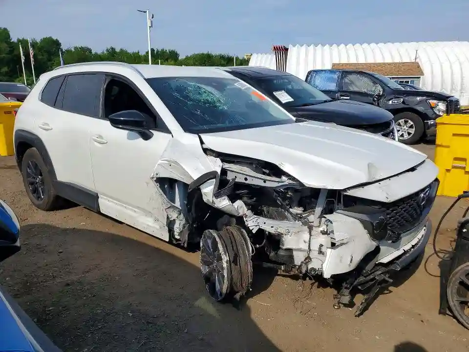 7MMVABAM7RN244549 2024 MAZDA CX-50-3