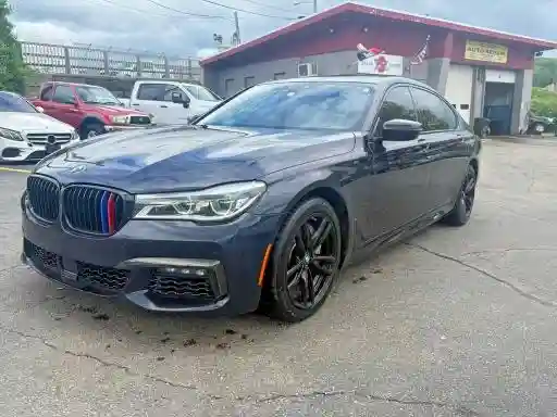 WBA7F2C55JB238705 2018 BMW 7 SERIES-0