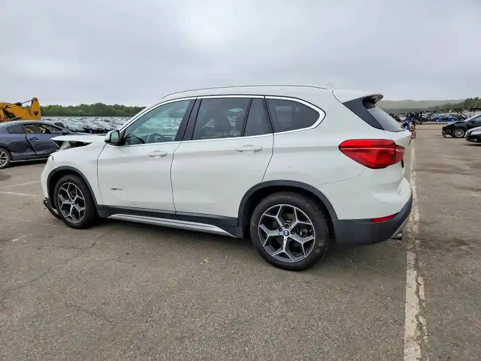 WBXHT3C35G5E56449 2016 BMW X1-1