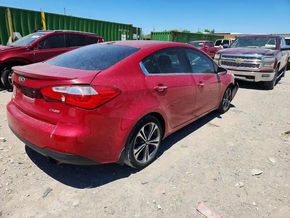 KNAFZ4A82F5282713 2015 KIA FORTE-2