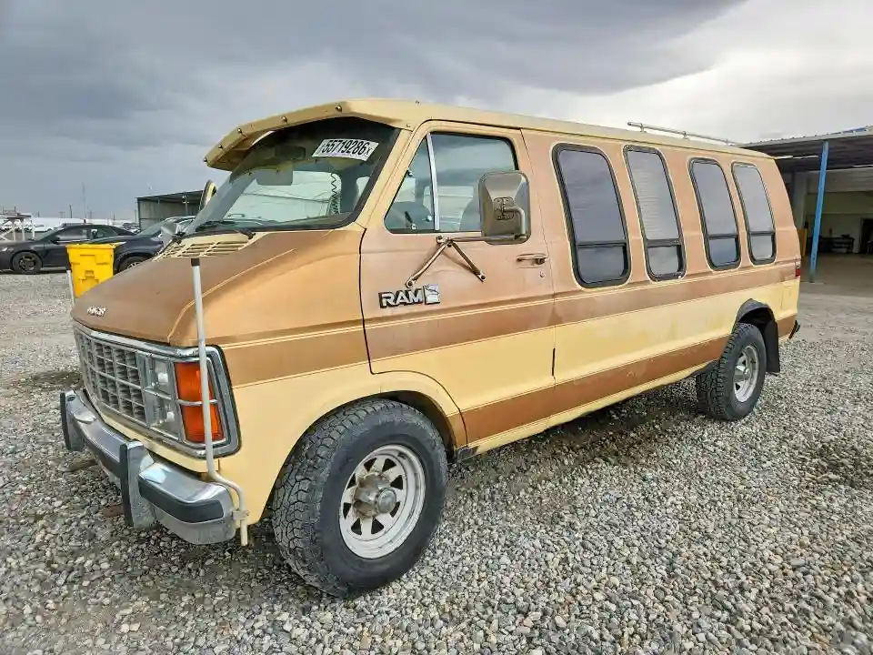 2B6HB23T7FK217717 1985 DODGE B SERIES-0