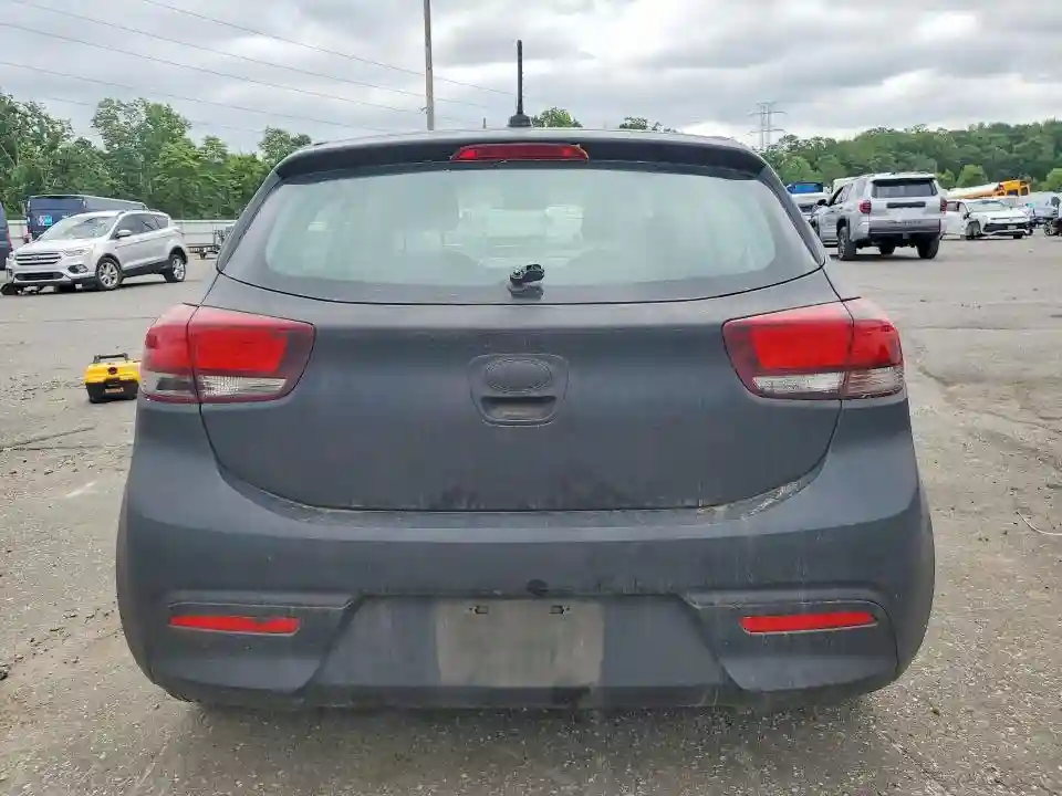 3KPA25AB0JE091663 2018 KIA RIO 5-DOOR-5