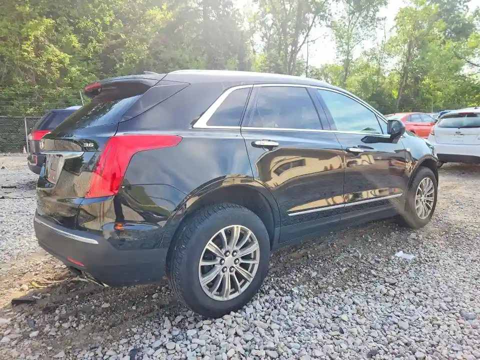 1GYKNDRS8JZ223285 2018 CADILLAC XT5-2