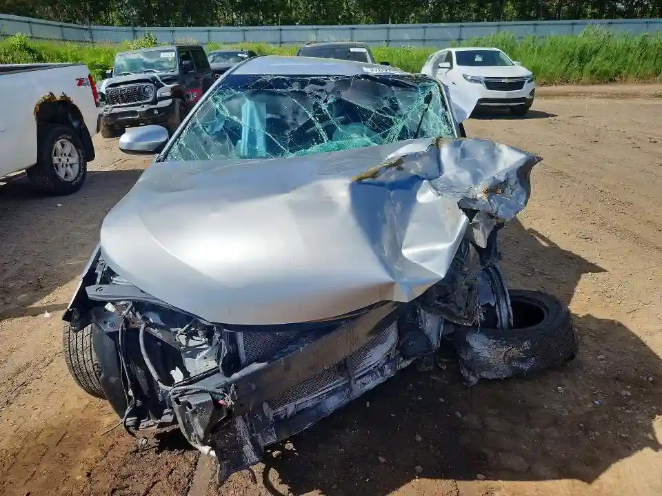 4T1BF1FK4GU119335 2016 TOYOTA CAMRY-4