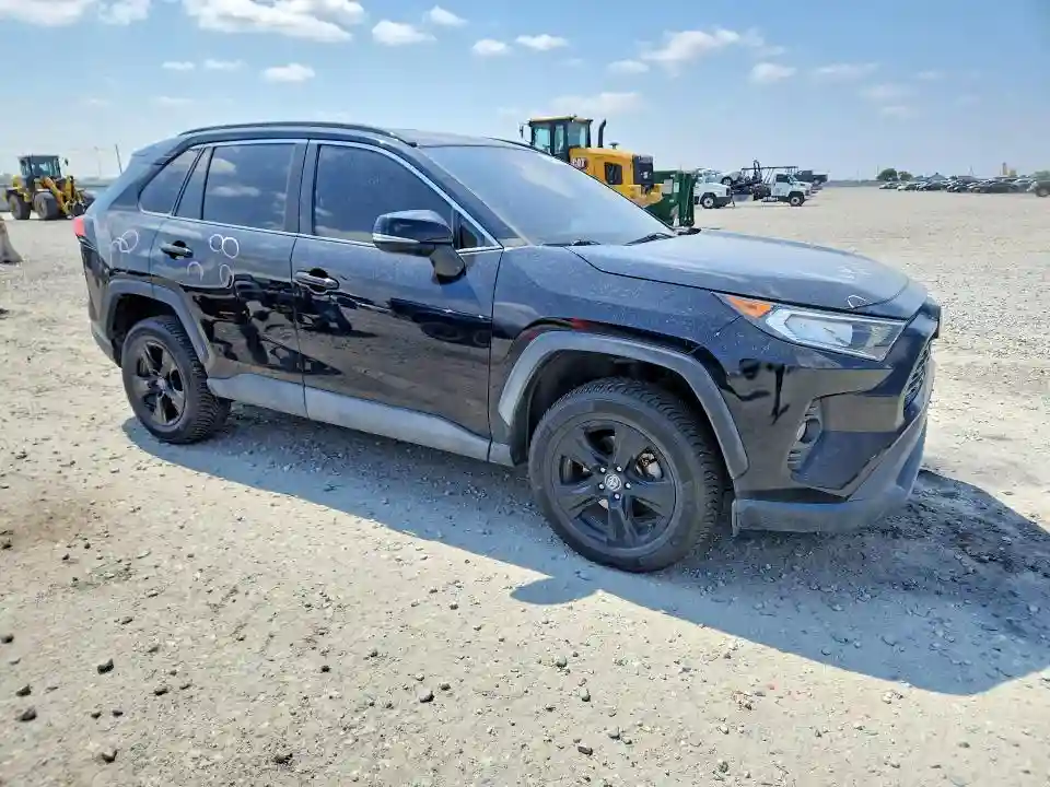 2T3P1RFV5MW142185 2021 TOYOTA RAV4-3