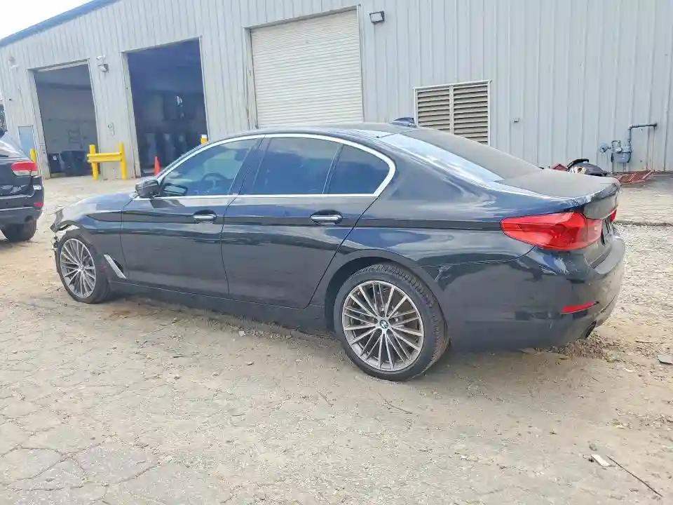 WBAJA5C54JWA38304 2018 BMW 5 SERIES-1