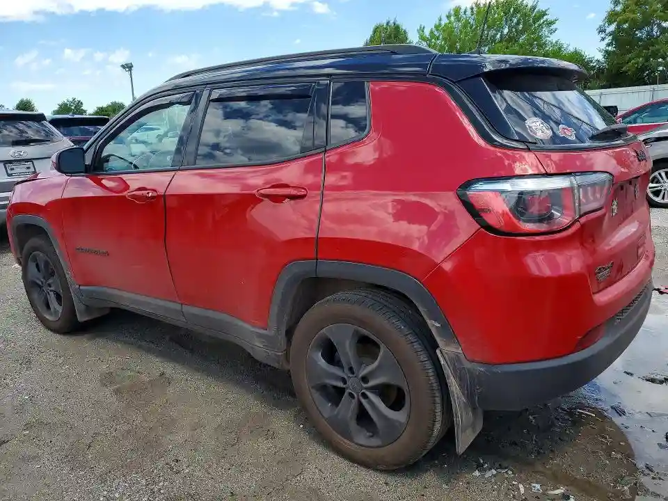 3C4NJDBB2JT433834 2018 JEEP COMPASS-1