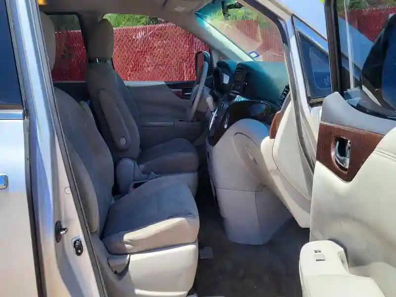 JN8AE2KP6F9126500 2015 NISSAN QUEST-4