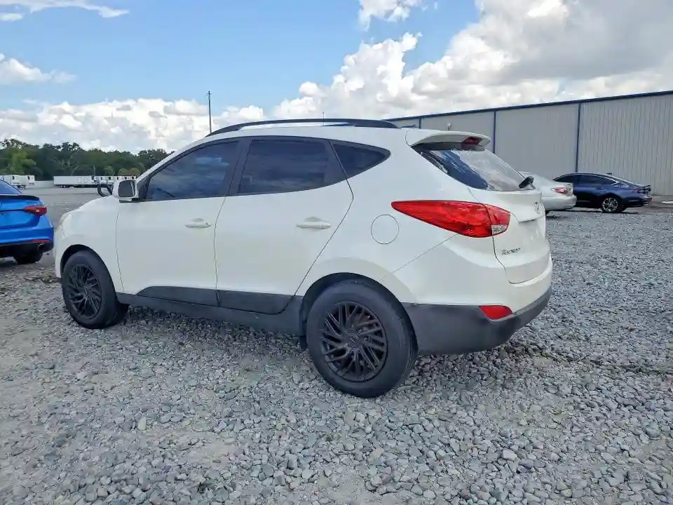 KM8JU3AG6FU087664 2015 HYUNDAI TUCSON-1