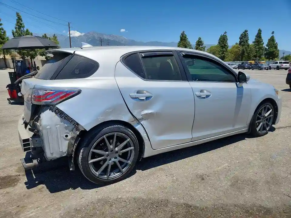 JTHKD5BH2G2271393 2016 LEXUS CT 200-2