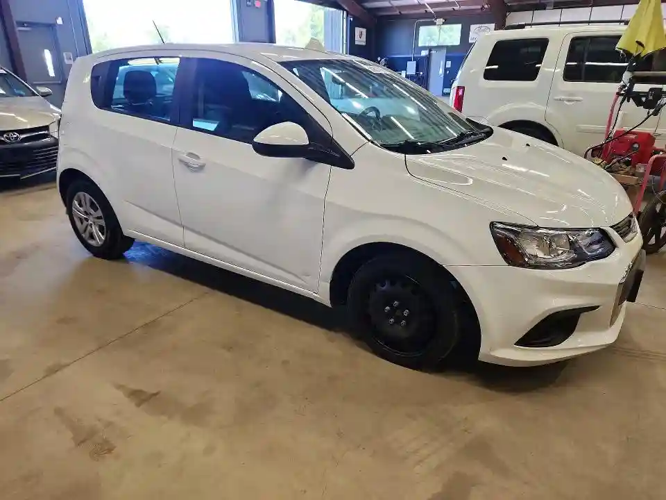 1G1JG6SH7J4132925 2018 CHEVROLET SONIC-3