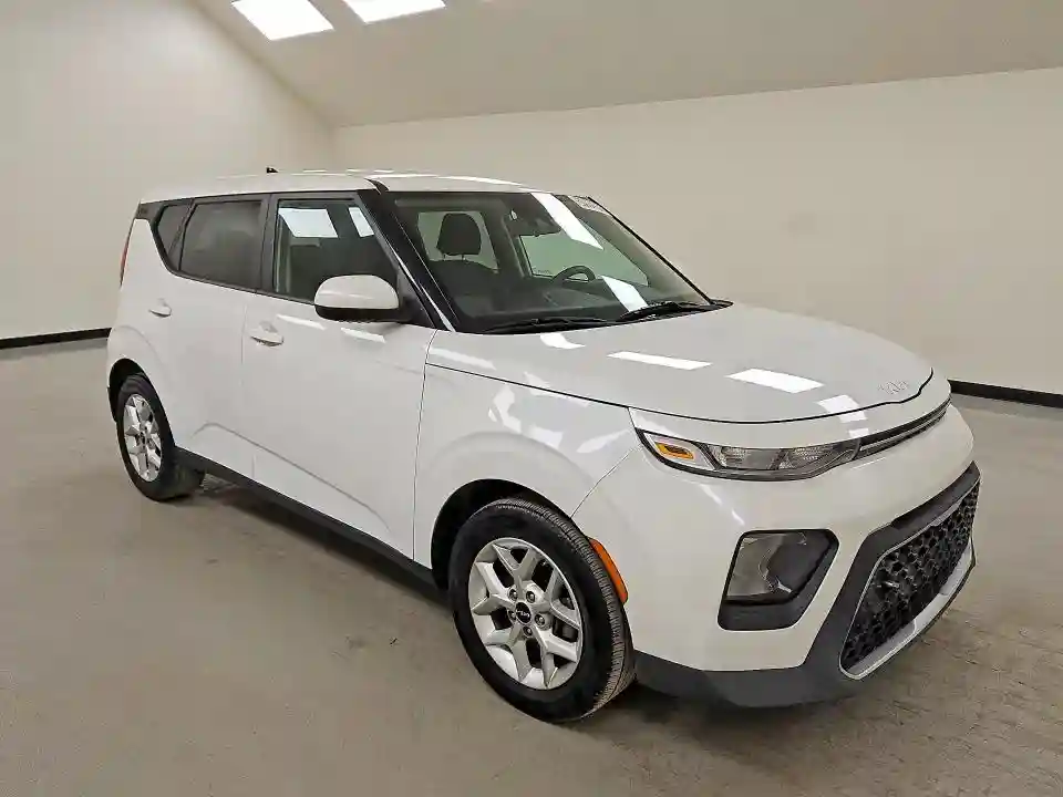 KNDJ23AU6N7165292 2022 KIA SOUL-3