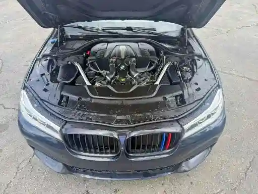 WBA7F2C55JB238705 2018 BMW 7 SERIES-4