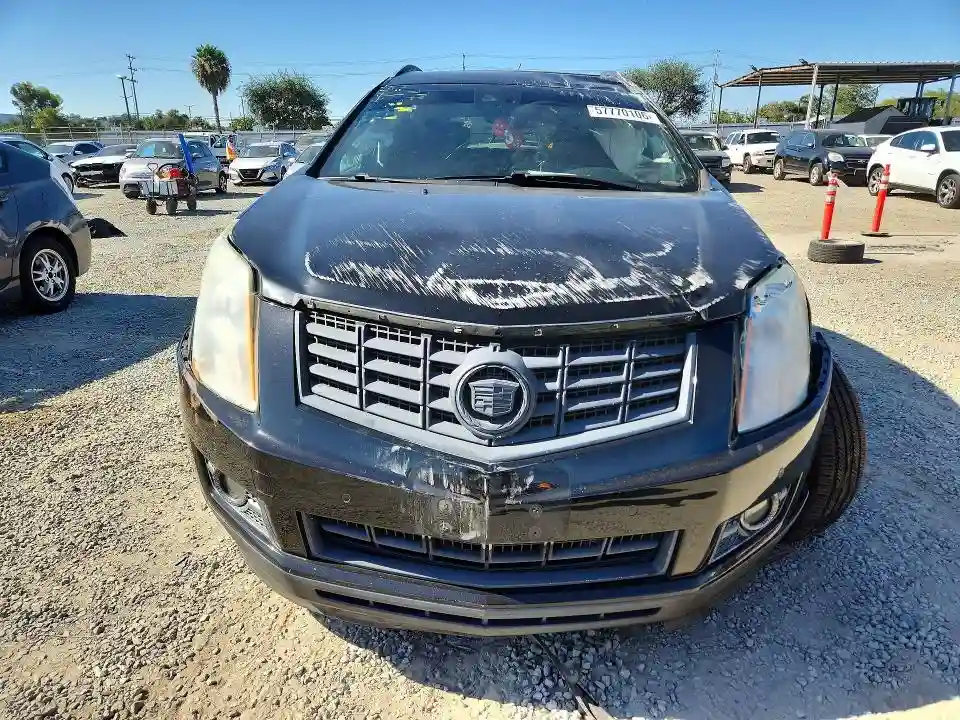 3GYFNGE38FS611610 2015 CADILLAC SRX-4