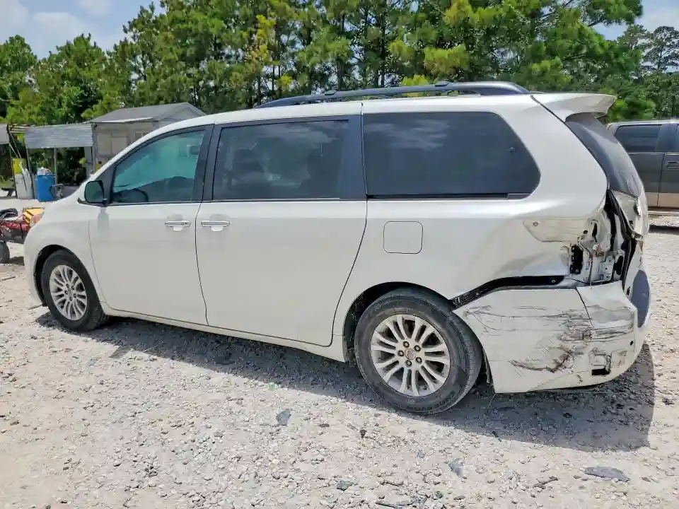 5TDYK3DC5GS762623 2016 TOYOTA SIENNA-1