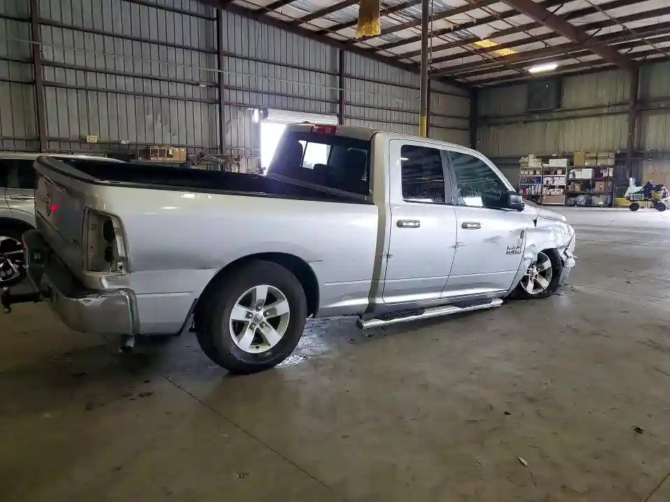 1C6RR6GG4HS741505 2017 RAM 1500-2