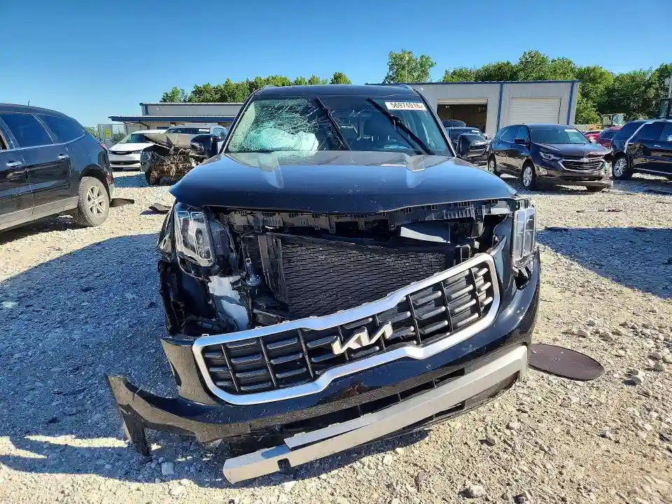 5XYP6DGC0PG393717 2023 KIA TELLURIDE-4