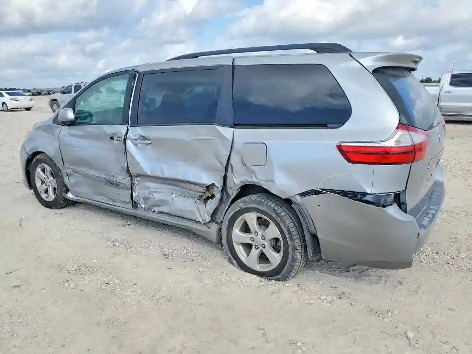 5TDKZ3DC5HS796547 2017 TOYOTA SIENNA LE-1