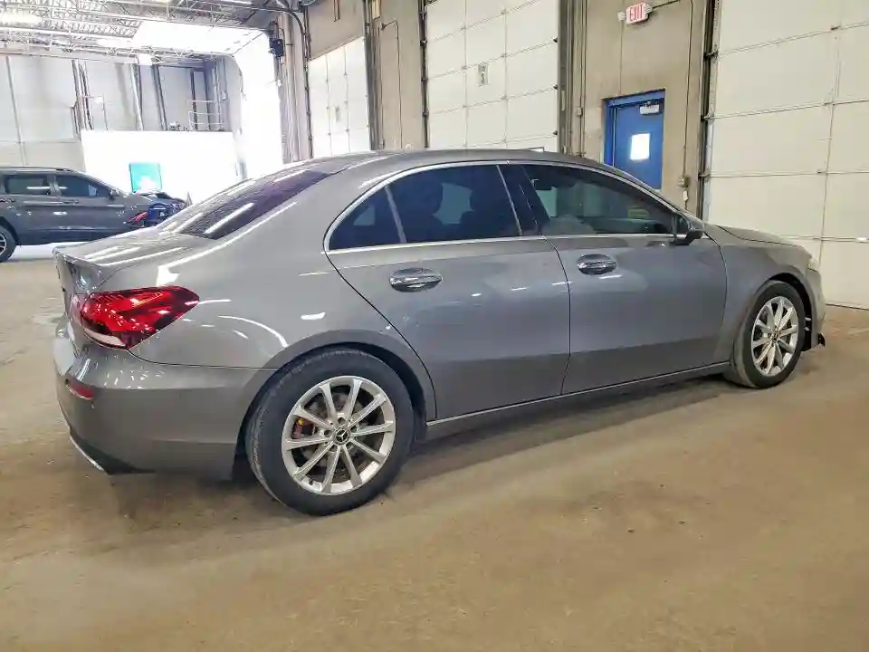 WDD3G4EB8KW014583 2019 MERCEDES-BENZ A-CLASS-2