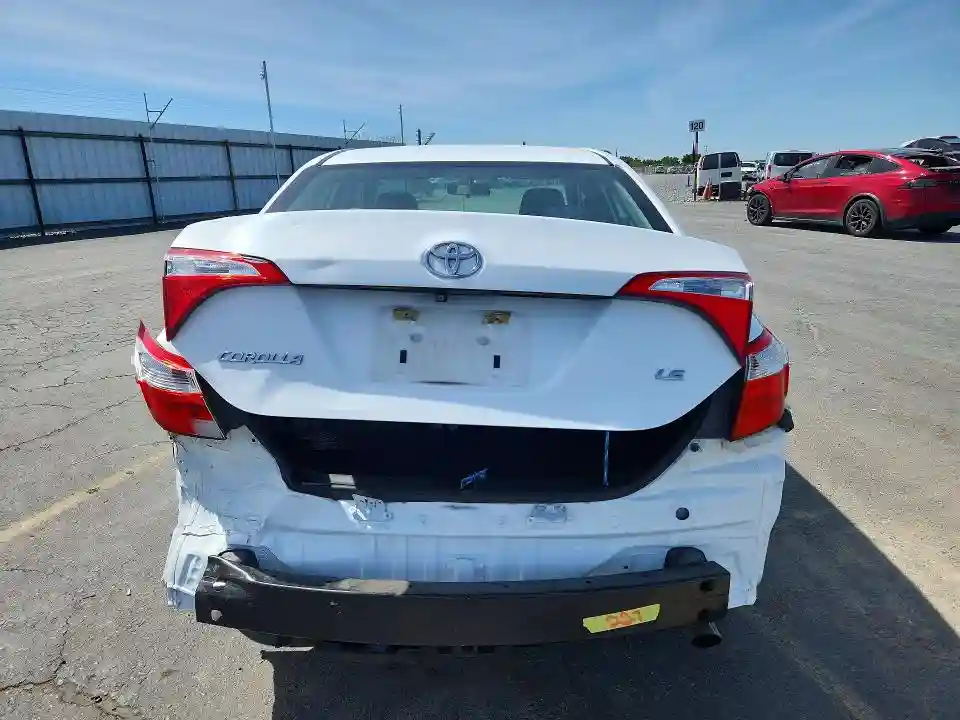 5YFBURHE5FP214269 2015 TOYOTA COROLLA LE-5