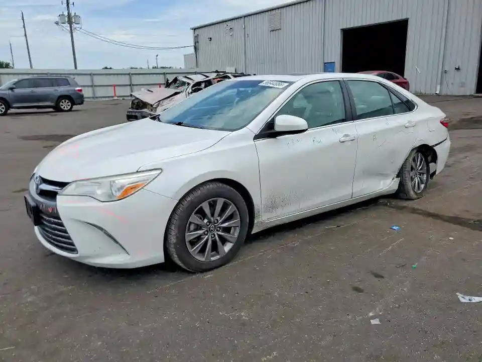 4T1BF1FK0GU579561 2016 TOYOTA CAMRY-0