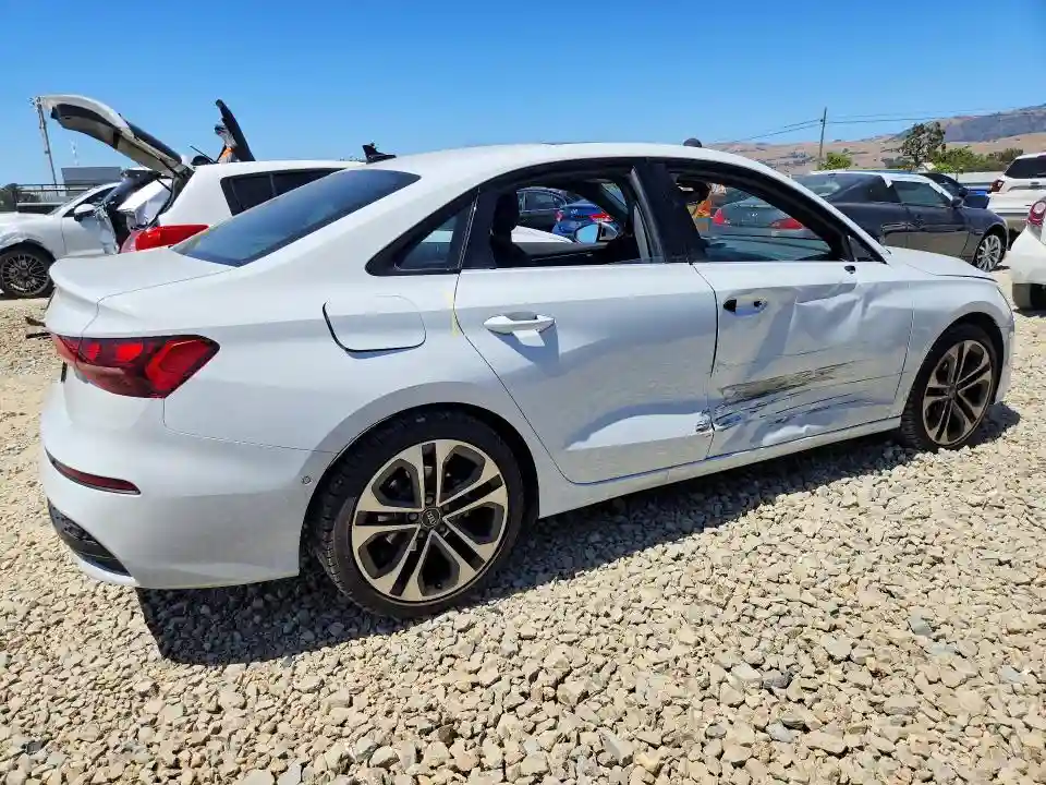 WAUGUDGY3SA052108 2025 AUDI A3-2