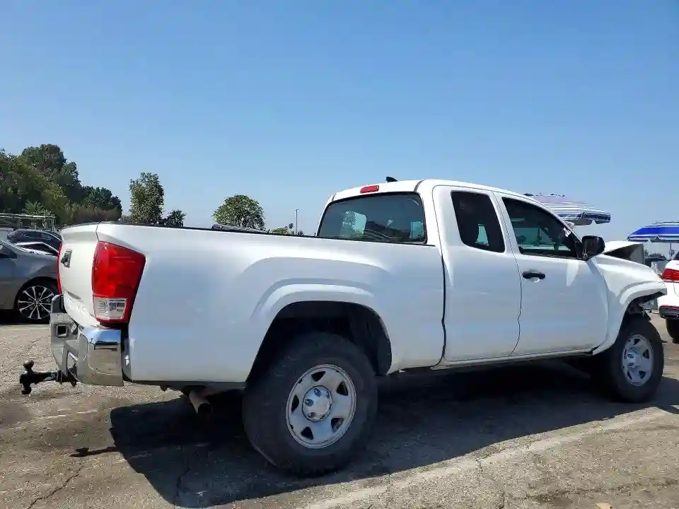 5TFRX5GN5JX112030 2018 TOYOTA TACOMA SR-2