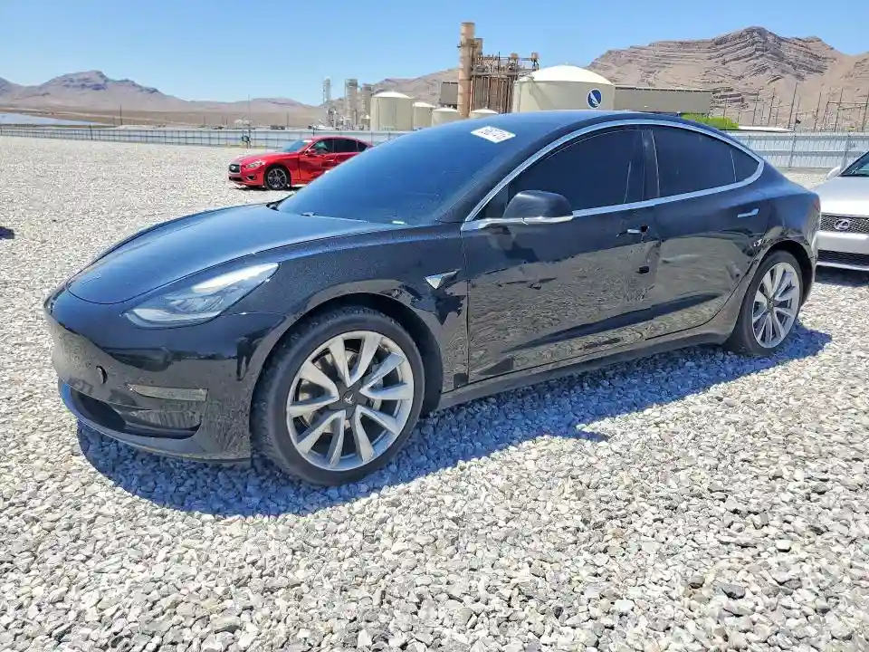 5YJ3E1EA7JF075951 2018 TESLA MODEL 3-0