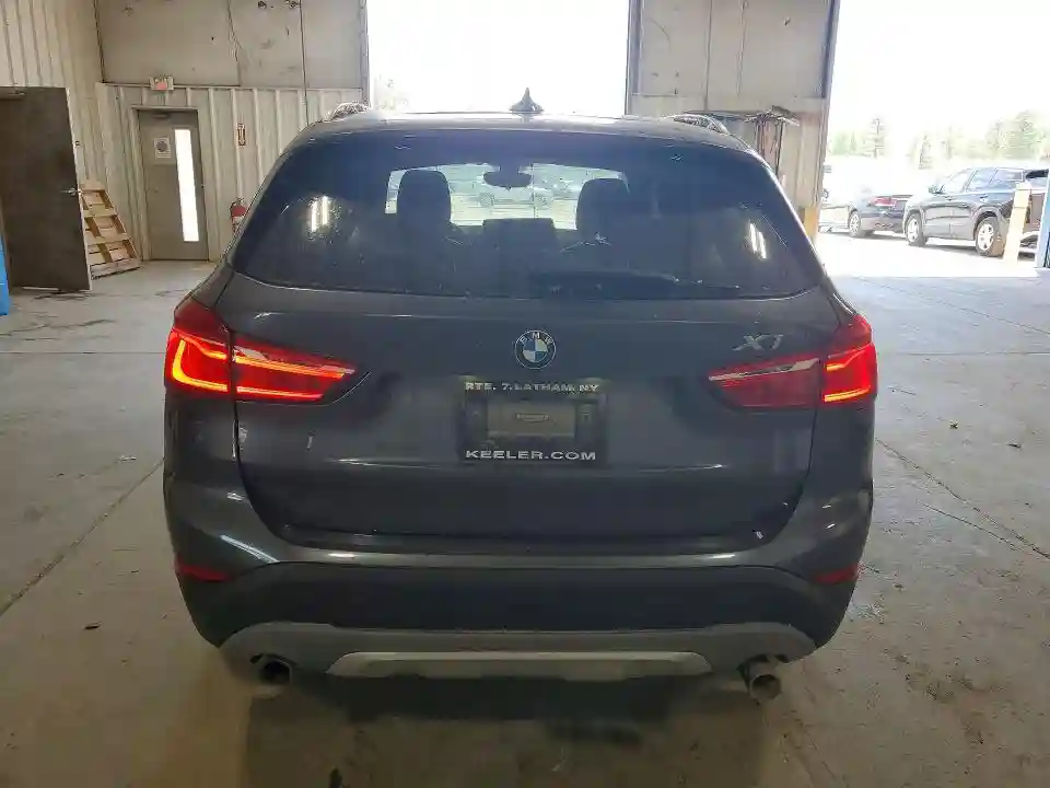 WBXHT3C36H5F68386 2017 BMW X1-5