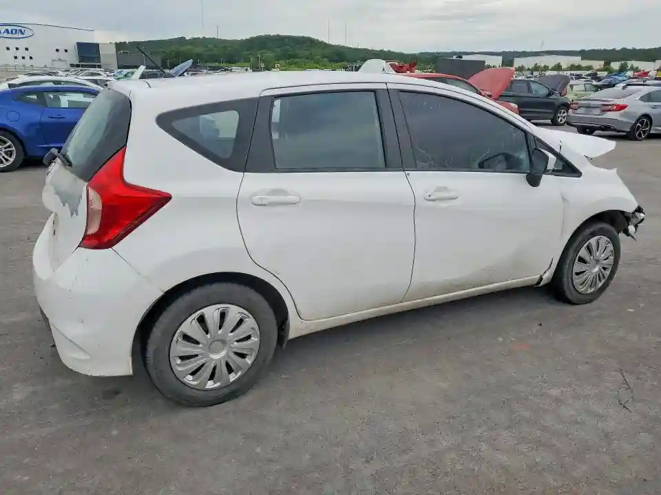 3N1CE2CP3HL357547 2017 NISSAN VERSA-2