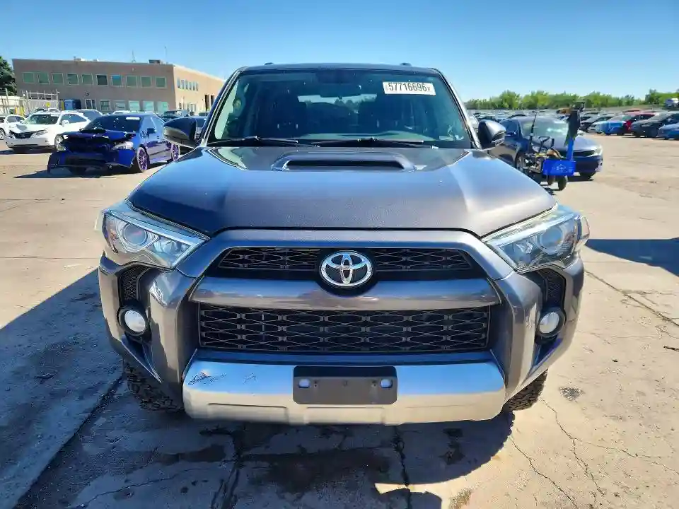 JTEBU5JR8K5669237 2019 TOYOTA 4RUNNER-4