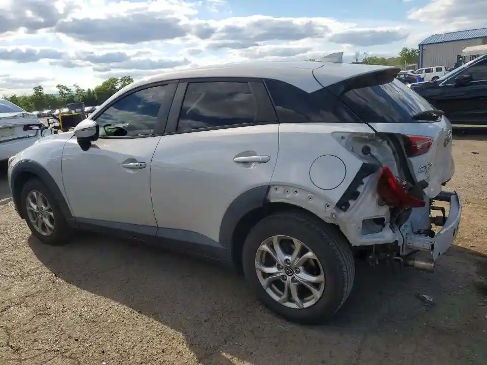 JM1DKFC73G0130985 2016 MAZDA CX-3-1