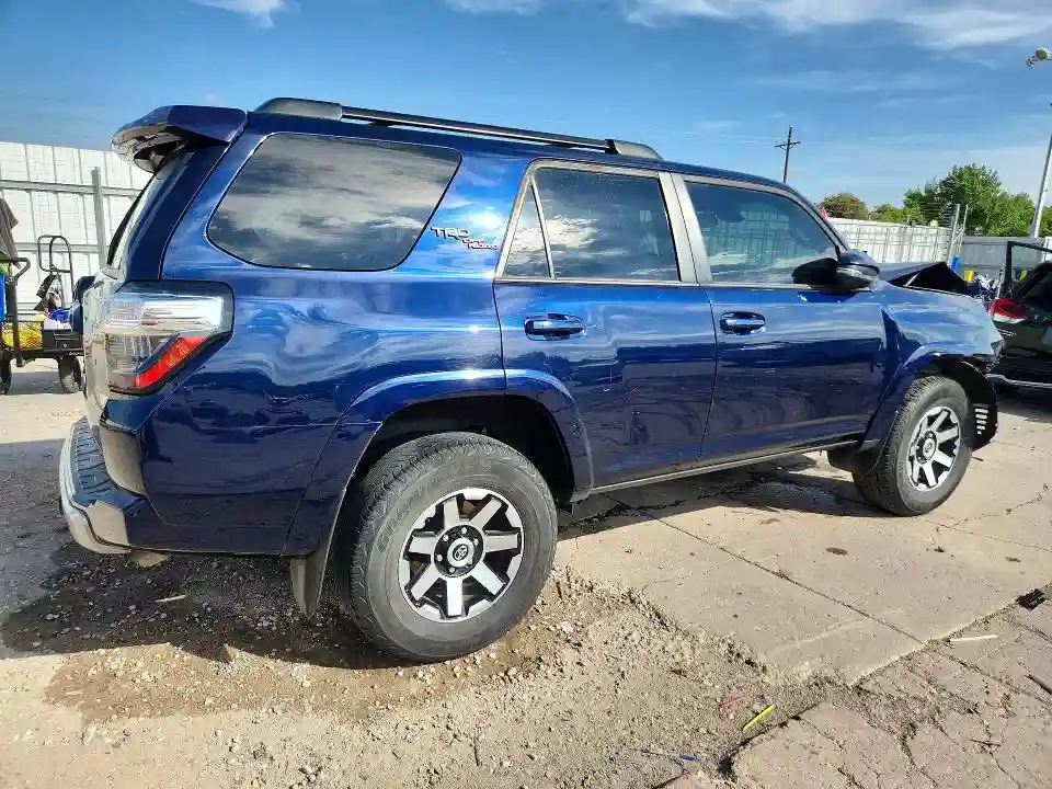 JTEBU5JR4L5822357 2020 TOYOTA 4RUNNER-2